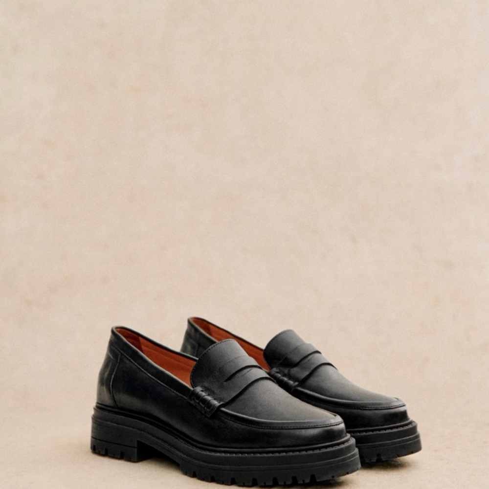 New Sézane Albane Loafers!! Black/Size 36/6.